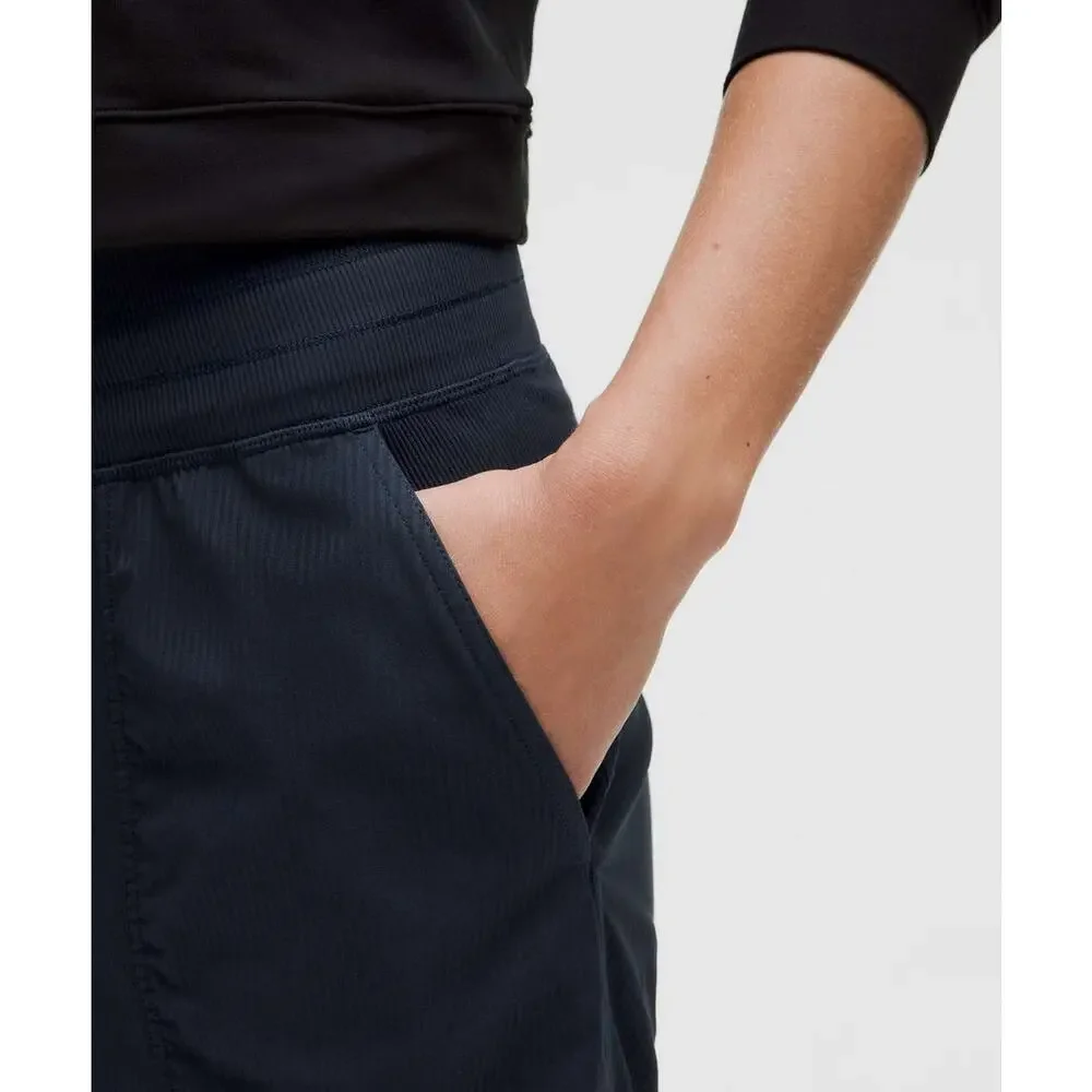 Lululemon Dance Studio Mid-Rise Jogger in True Navy size 6